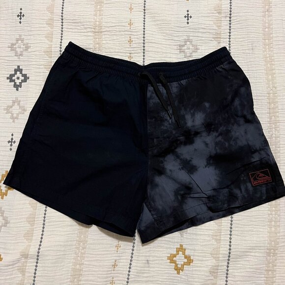 Quiksilver Stranger Things Shorts L - Picture 1 of 11